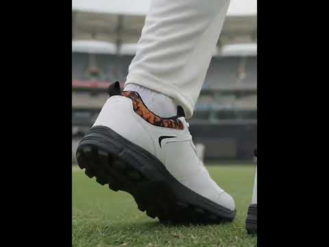 SG - Savage Stud Navy Blue/Orange Cricket Shoes